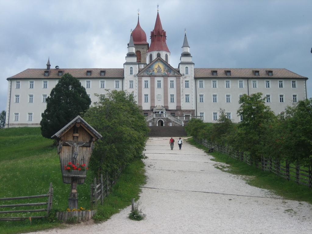 Bed and Breakfast Garni Sonnegg Petersberg Zewnętrze zdjęcie